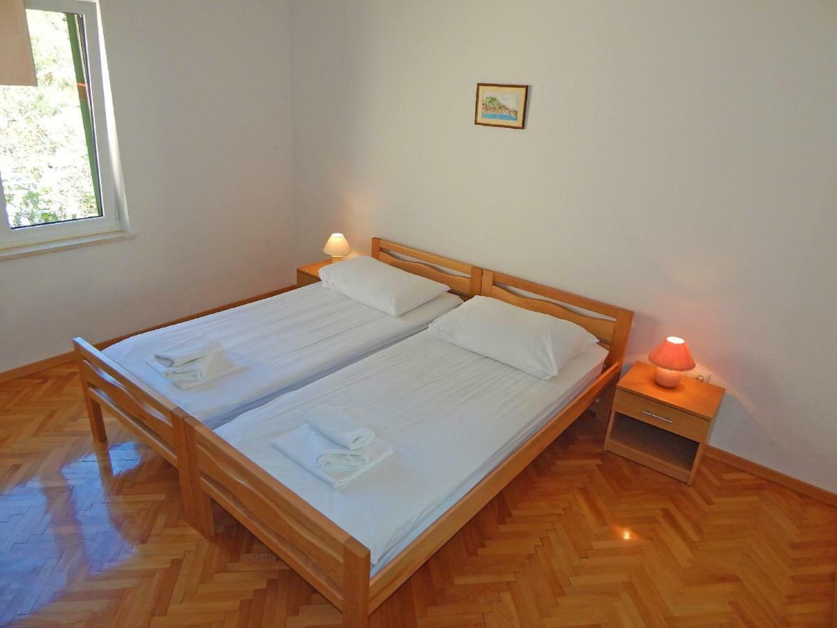 Apartments Buljan Brela Luaran gambar