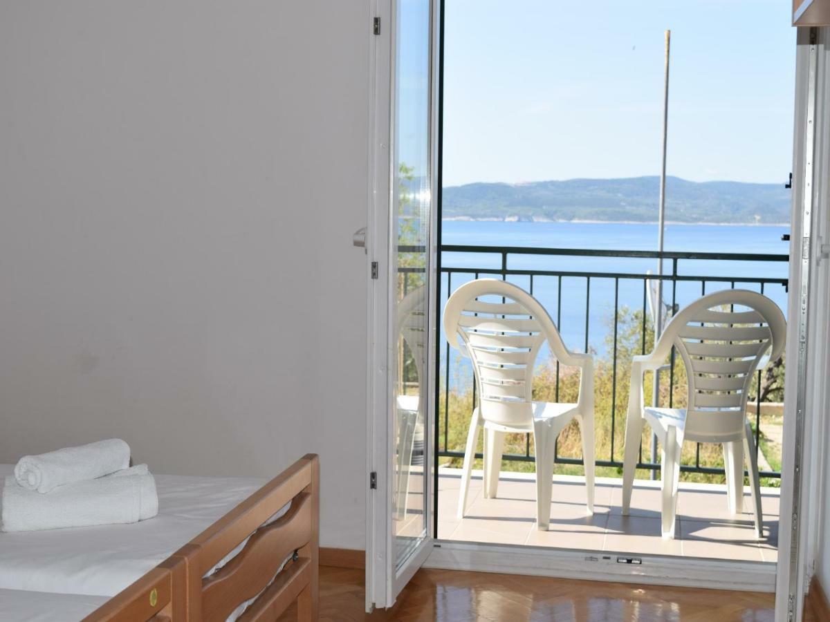 Apartments Buljan Brela Luaran gambar